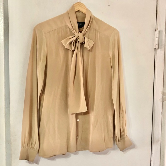 Gucci Tops - Gucci Silk Pussy Bow